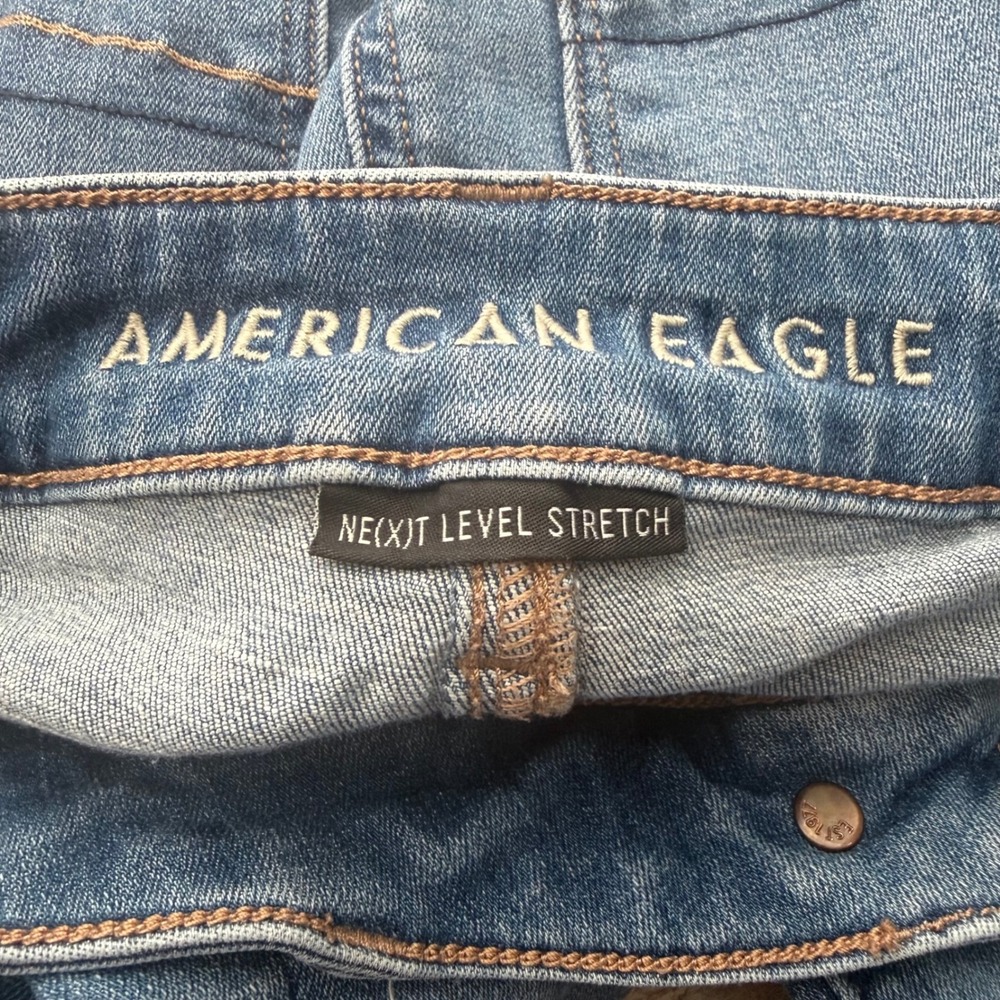 American Eagle Outfitters Womens Skinny Jeans Next Level Stretch Denim Size 4 - Picture 9 of 12